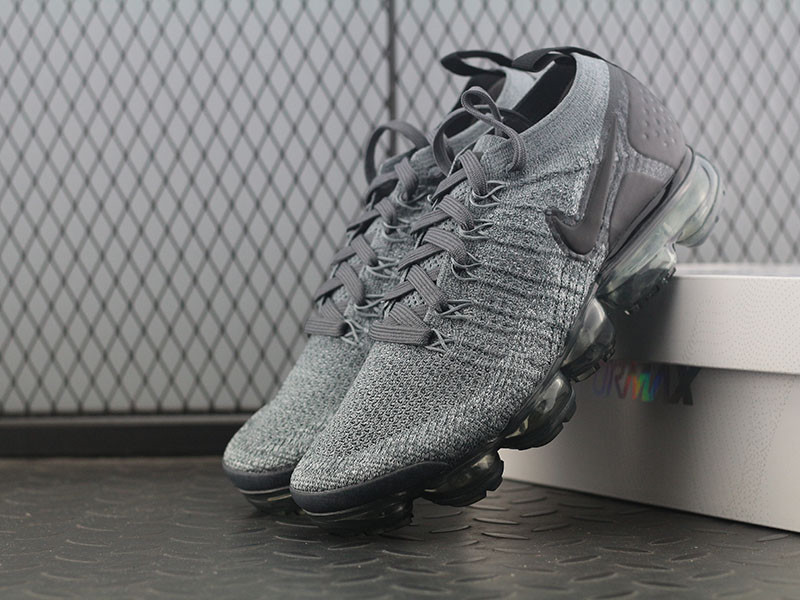 Nike VaporMax Triple Black 2.0 SneakerNews.com